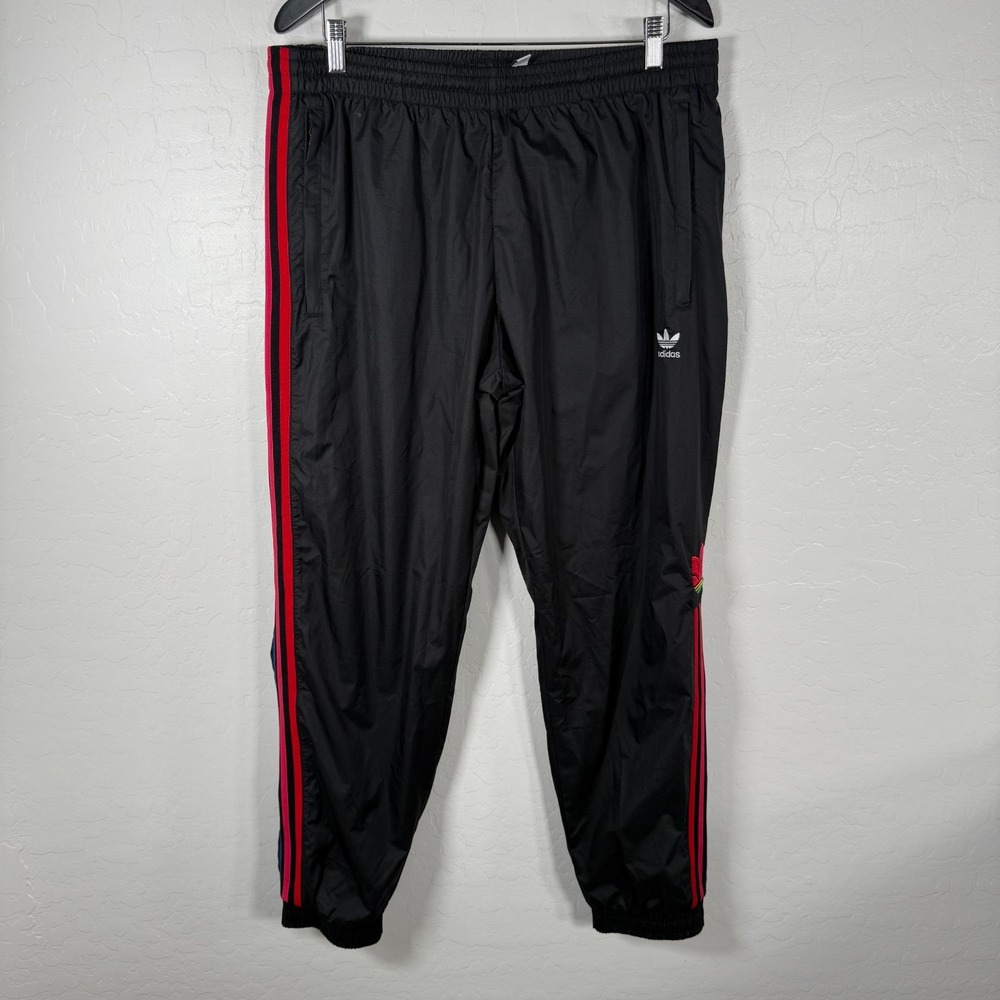 Adidas Pants Mens XL Black 3D Trefoil 3 Stripeโ Sweatpant Windbreaker Track Jog